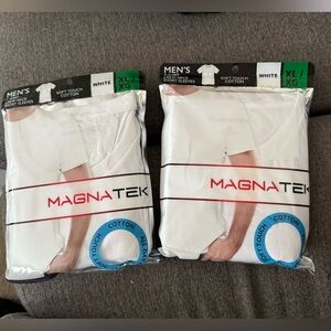 New set of 2/ Magnatek white crew neck tshirts xl p1